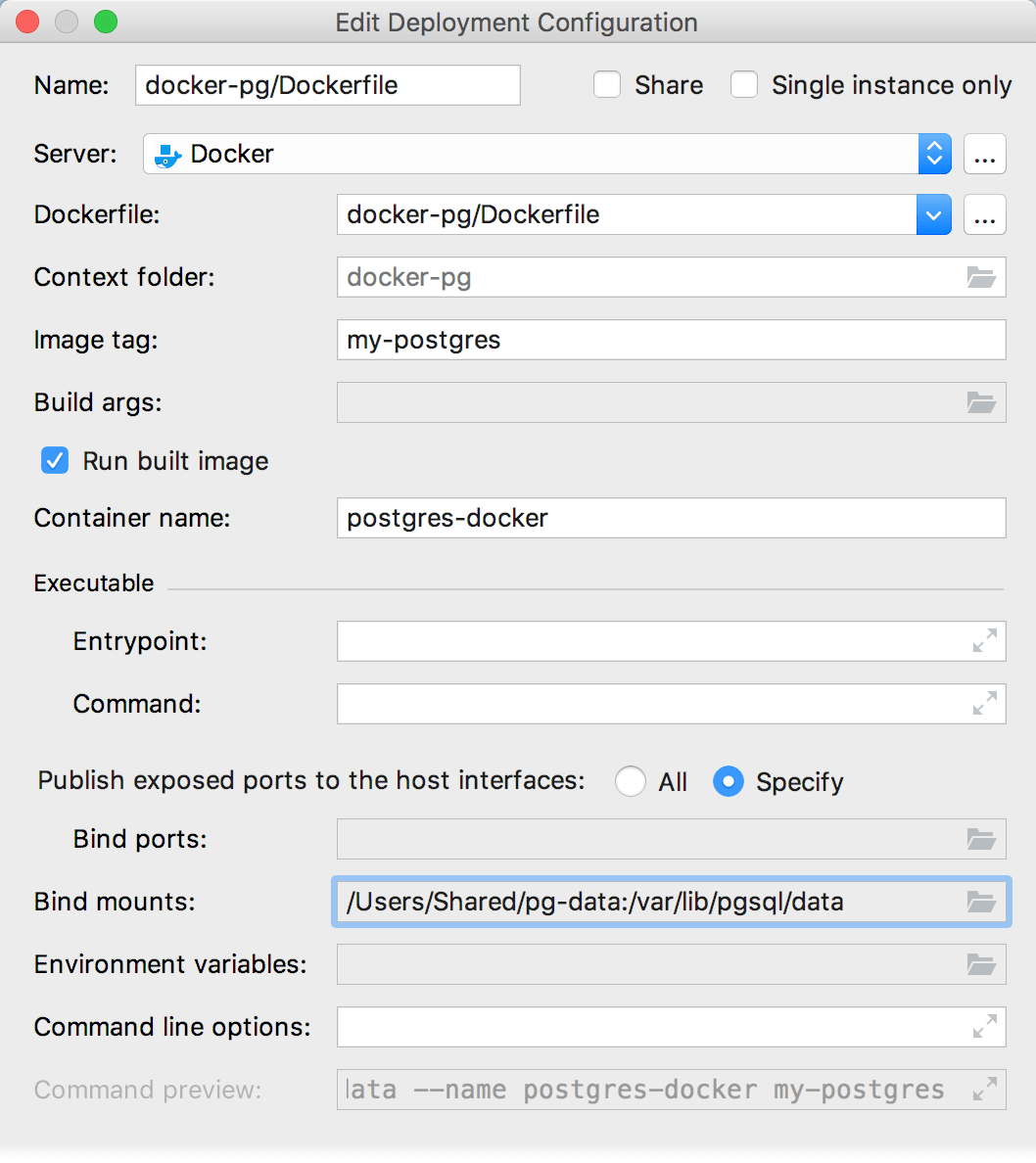 The Edit Deployment Configuration dialog with bind mounts