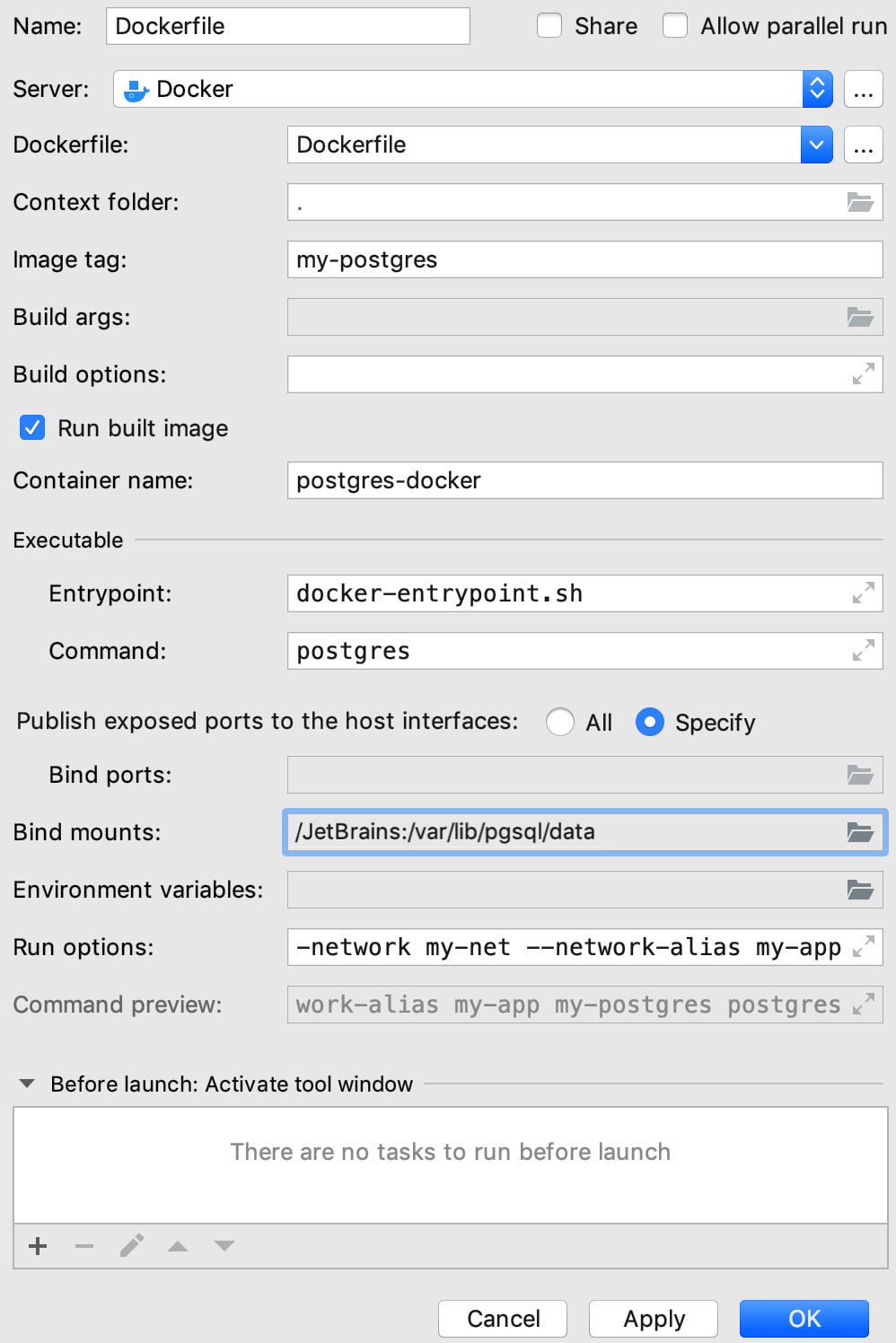 The Edit Deployment Configuration dialog with bind mounts