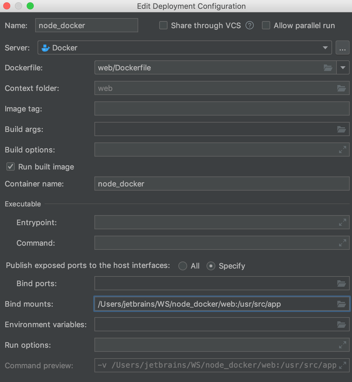 The Edit Deployment Configuration dialog with bind mounts