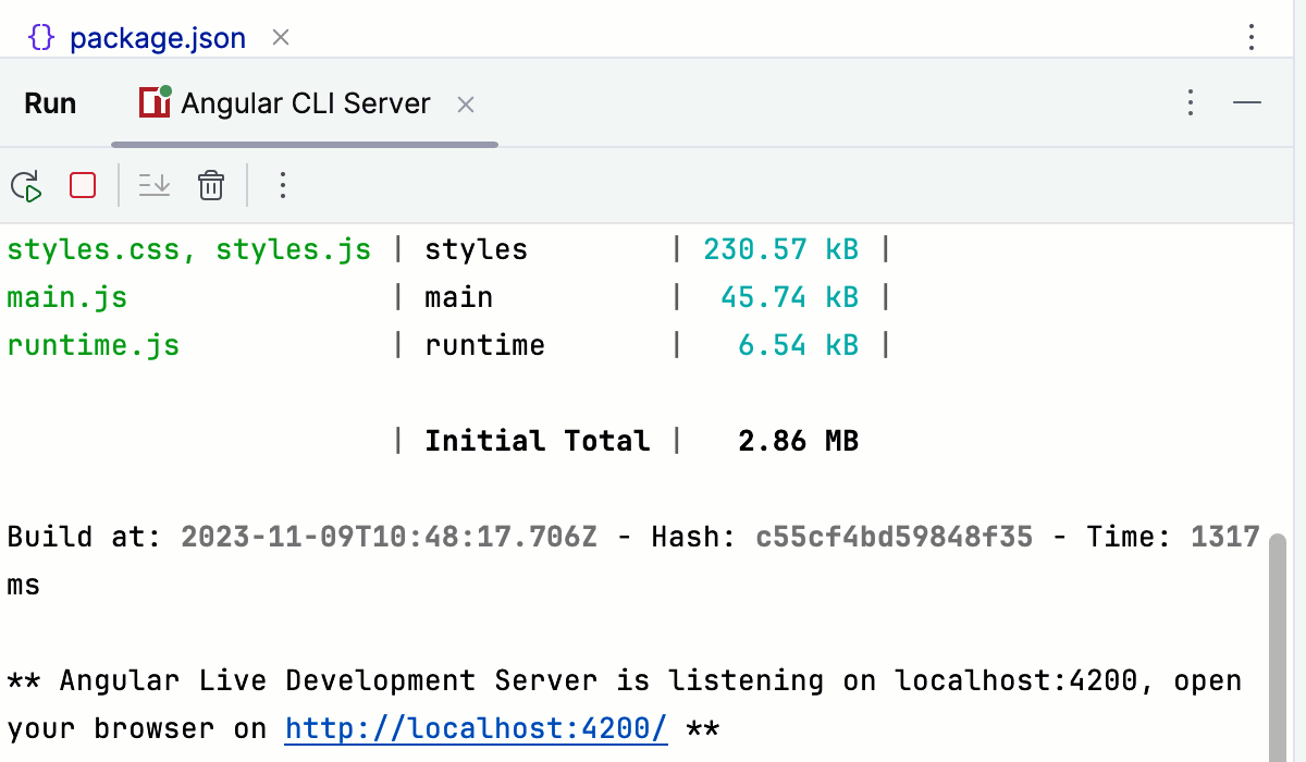 运行 Angular CLI 应用程序：开发服务器已准备就绪