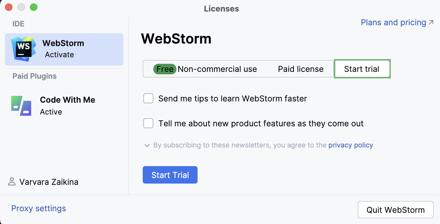 The Licenses dialog with the options to select whether to start a trial or activate WebStorm