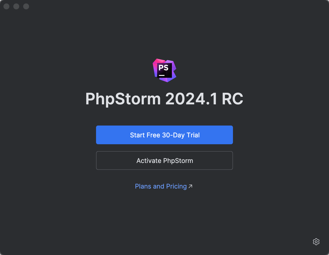 The Licenses dialog with the options to select whether to start a trial or activate PhpStorm