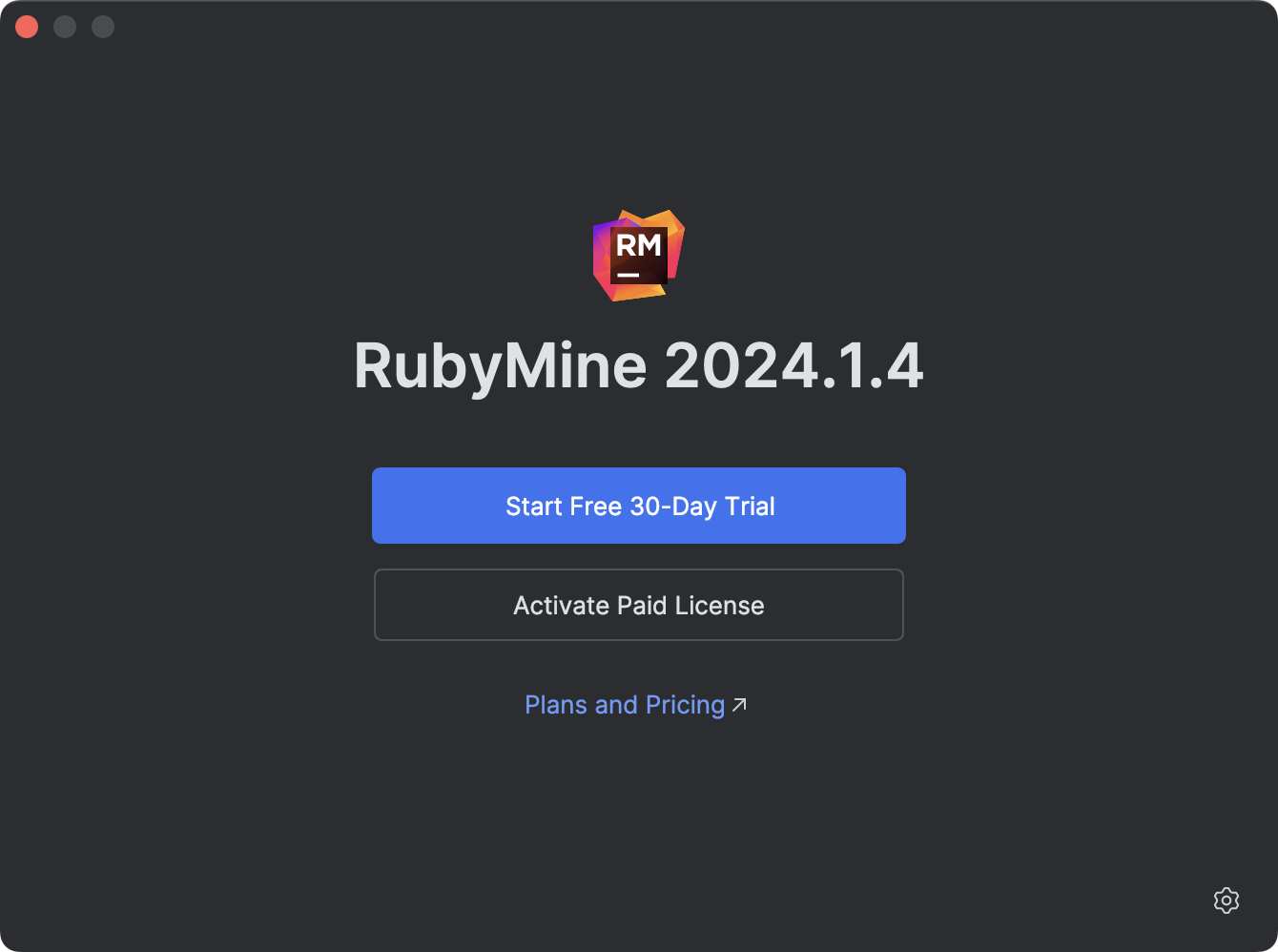 The Licenses dialog with the options to select whether to start a trial or activate RubyMine