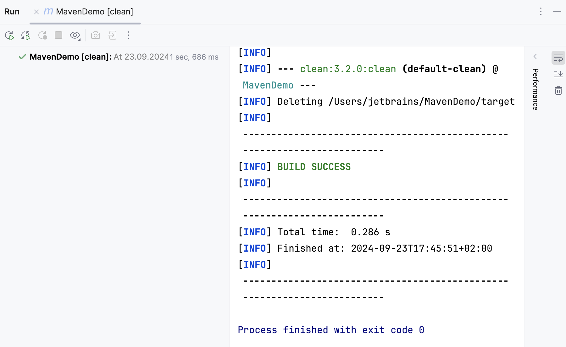 Maven Run tool window Maven Run tool window